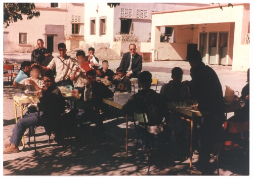 Membres du personnel et jeunes de l’internat approprié d’El Biar (Algérie)