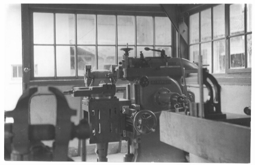 Machine-outil de l’atelier « fer » du centre d’observation de Collonges-au-Mont-d’Or (2)